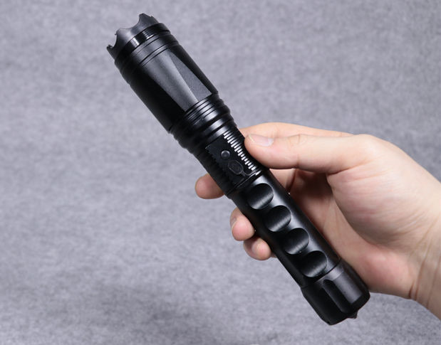 黑鷹X4防身用品效果如何？